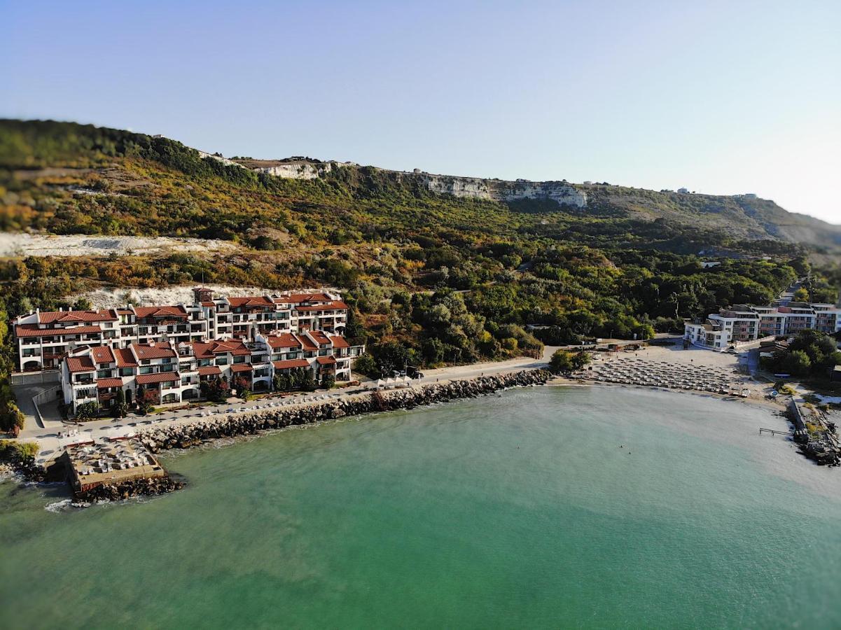 White Coast Beach Apartments Kavarna Buitenkant foto